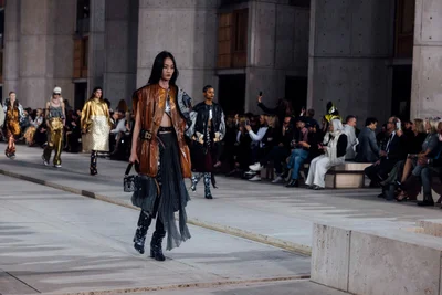 Look 30